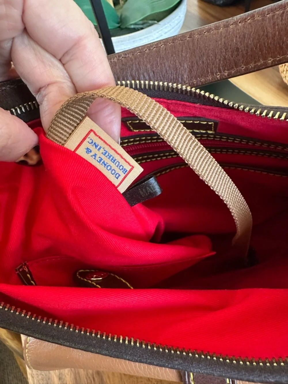 Dooney & Bourke Pebbled Leather Shoulder Bag Brown Tan Hobo Lock Logo Purse $398 - Picture 8 of 9